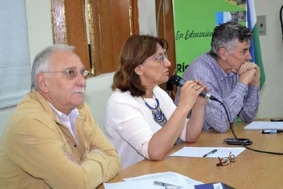 Provincia seguirá garantizando el traslado de estudiantes cada quince días