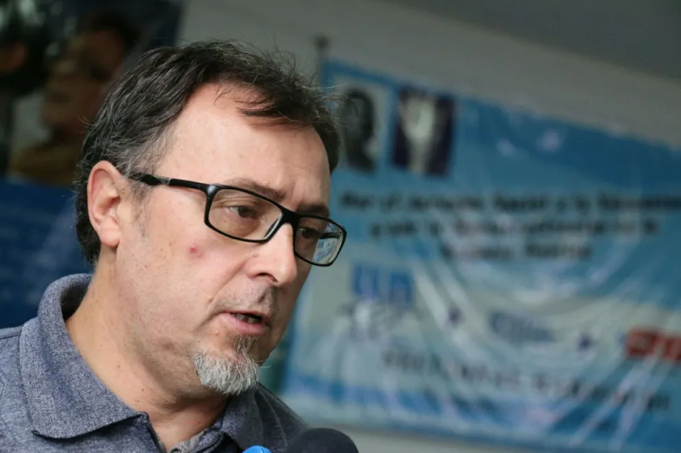 Padres porteros: "La decisión del gobierno provincial es irresponsable"
