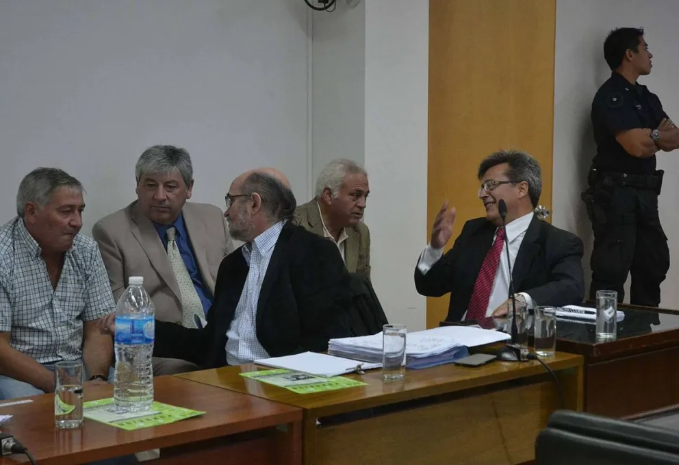 Los cuatro dirigentes fueron condenados a cuatro años de prisión efectiva en abril de 2014. 