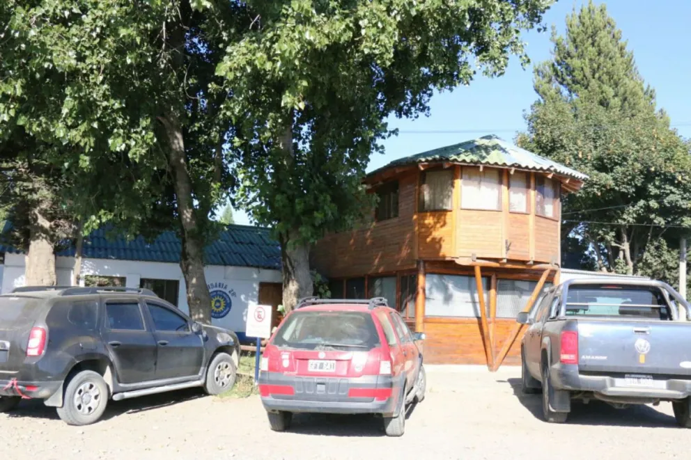 Dejó el auto con las llaves puestas y se lo llevaron