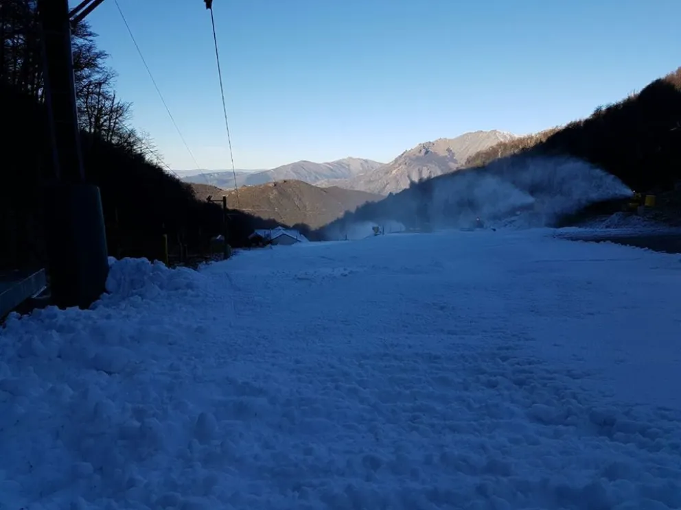 Los cañones fabrican nieve hace varios días. 