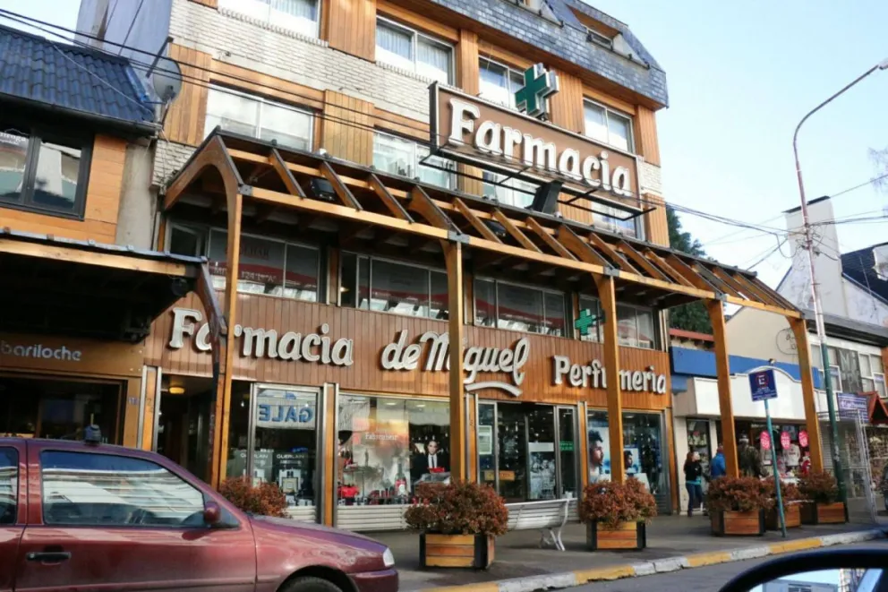 Robó maquillajes de una farmacia y la detuvieron