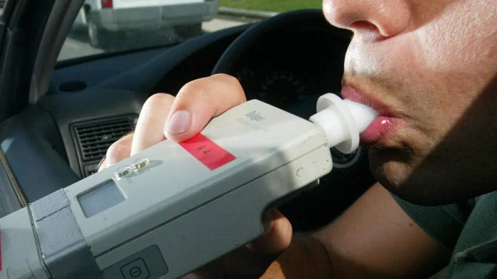 Las multas por conducir alcoholizado llegan a los 15 mil pesos.