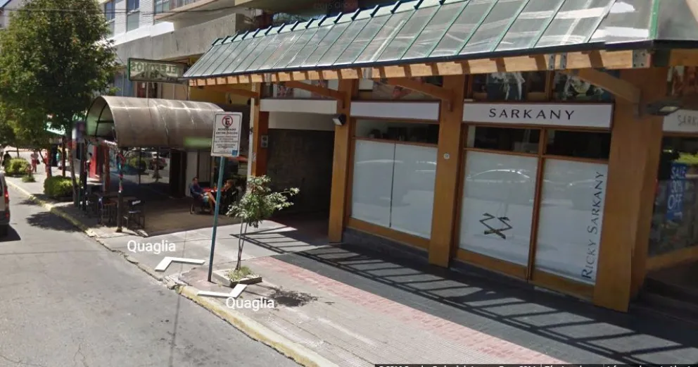 Robaron dinero y ropa de un local céntrico