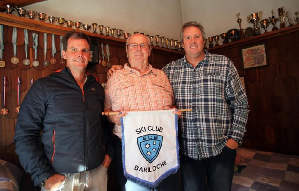 Robo de lujo al administrador de Joe Lewis: Joyas, camioneta y un arma