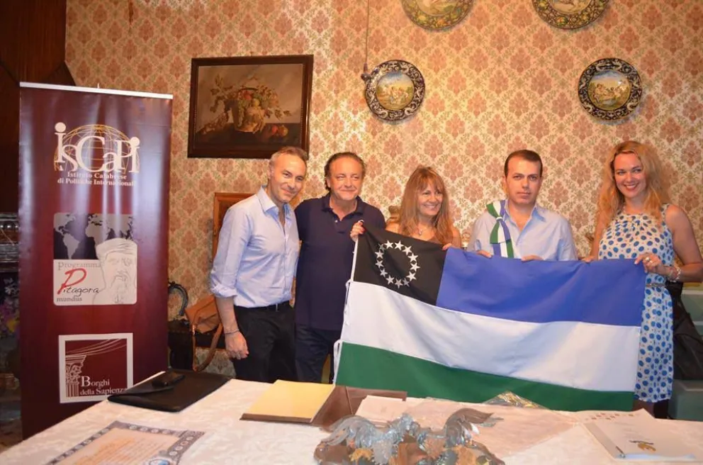 Esta es la foto que circuló en las redes sociales la semana pasada y que fue publicada por el "Istituto Calabrese Politiche Internazionali"