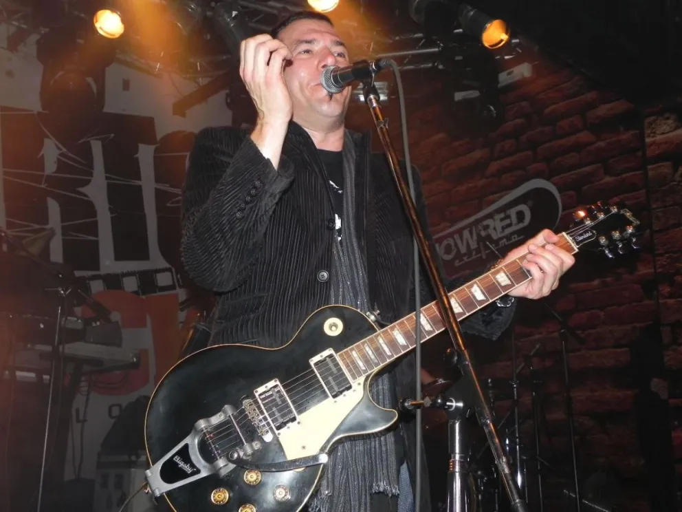 Catupecu Machu llega a Puerto Rock con “Madera microchip”