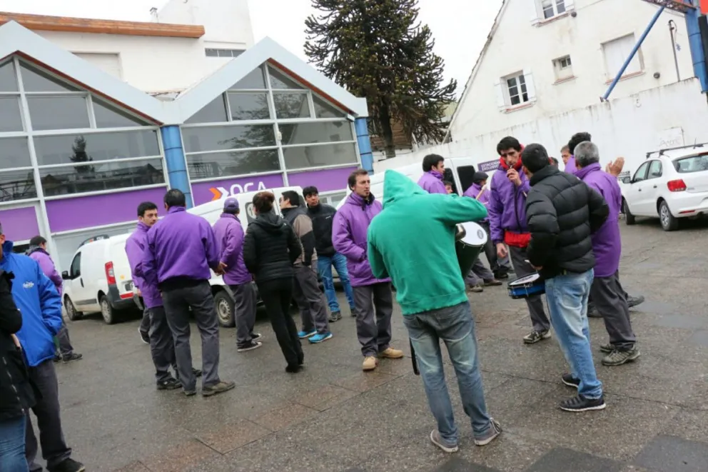 Así reclamaban los trabajadores de OCA