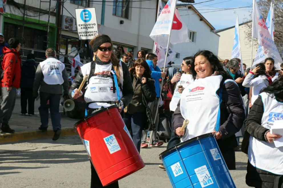 El paro de Unter se desarrolla con un 70% de adhesión