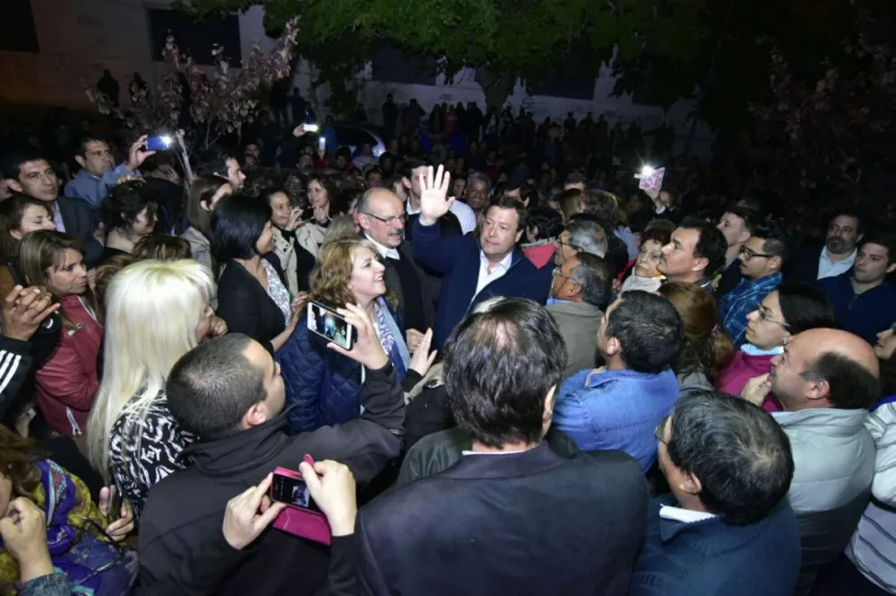 Importante demostración de fuerzas de Weretilneck