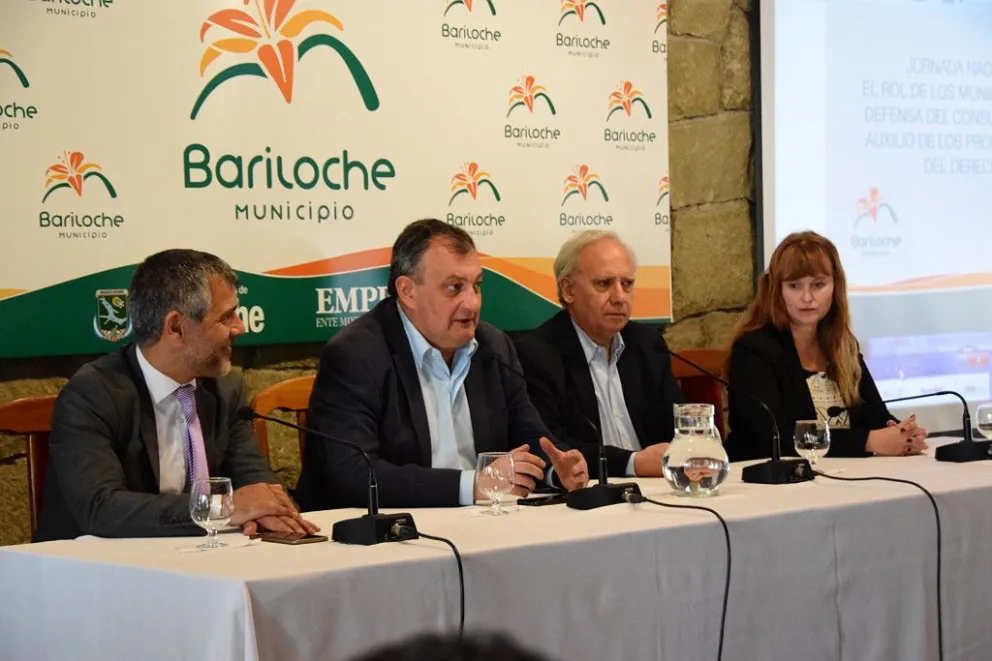 “El consumidor es el eslabón más débil de la cadena”