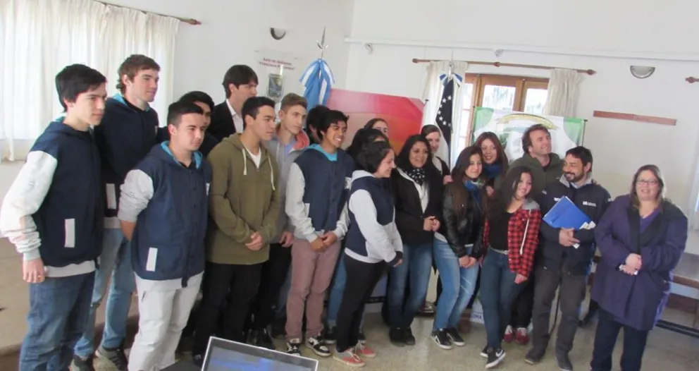 Los ganadores de la Semana de la Juventud comienzan a disfrutar el viaje
