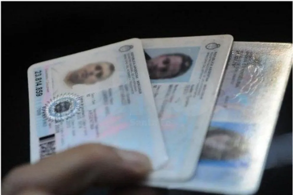 A partir de hoy, sólo podrás salir del país con DNI digital