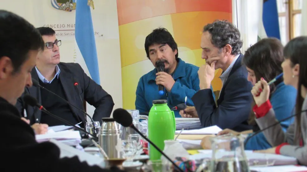 Mapuches exigen políticas públicas "concretas" para avanzar en un municipio intercultural