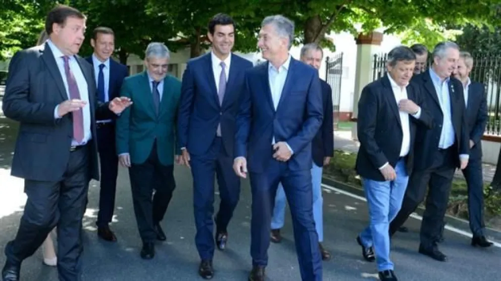 Macri busca apoyo en los gobernadores para implementar la reforma política