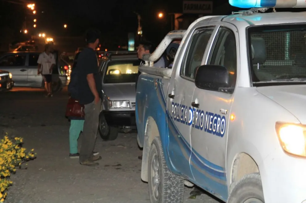 Personal de la Comisaría 28 realizó las primeras diligencias en lugar donde se produjo el hecho.