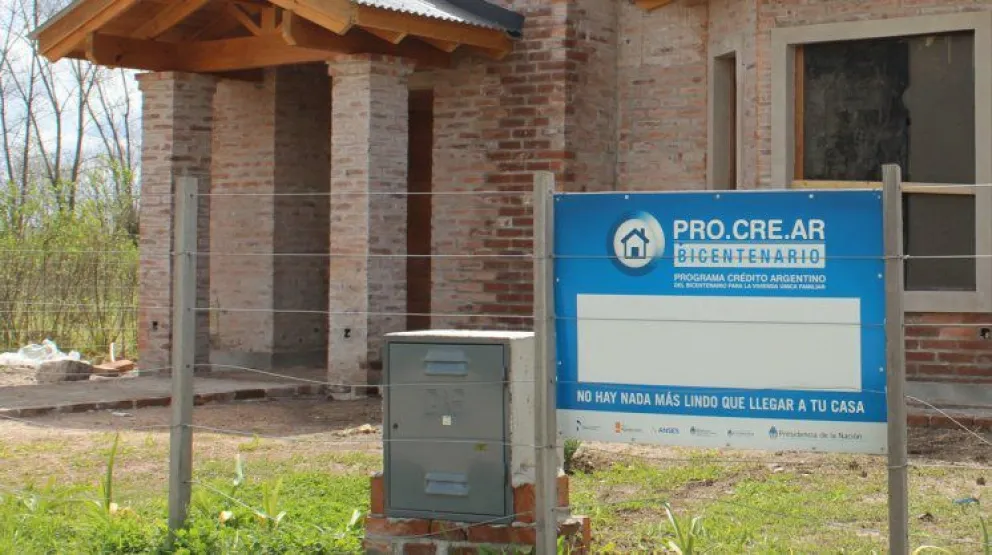 Anuncian que en 2017 vuelve la posibilidad de construir en el plan Procrear