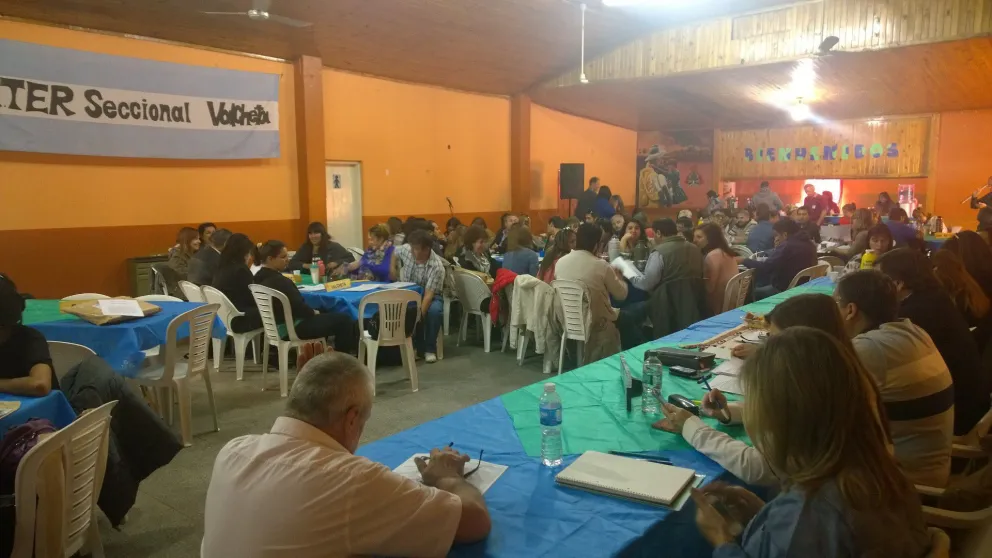El congreso se realizó en Jacobacci. Cetera dice que primero habrá que negociar salarios.