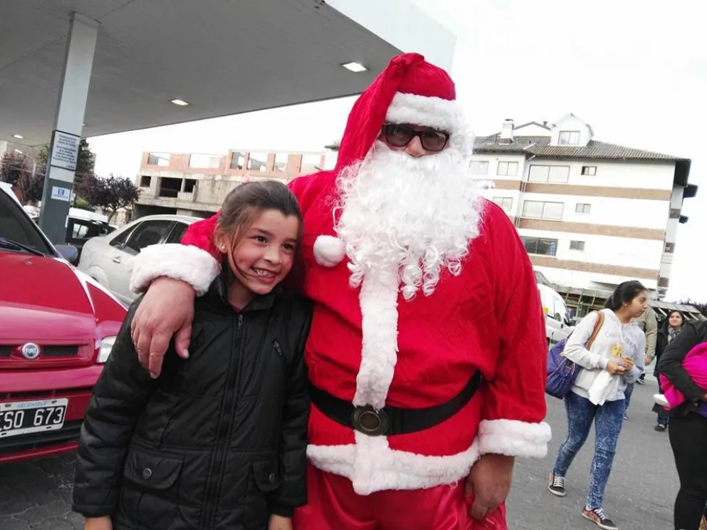 Papá Noel deslumbró a los más pequeños
