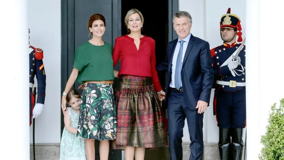 Macri almuerza hoy con Máxima y la familia real