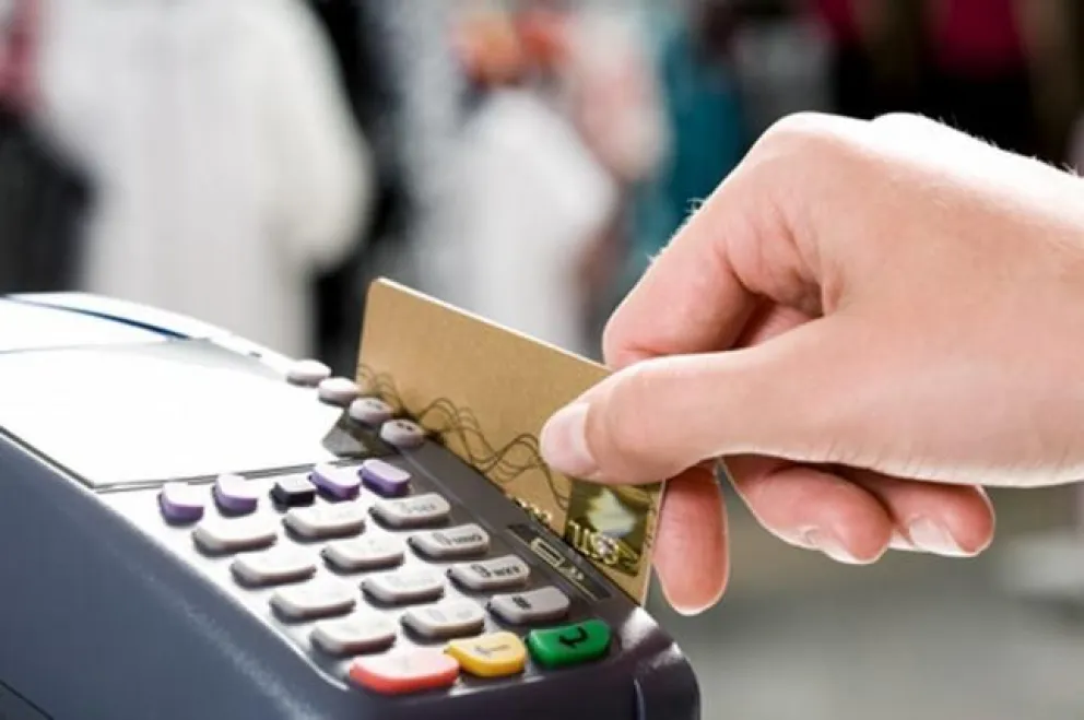 No habrá más devolución del IVA para las compras con débito