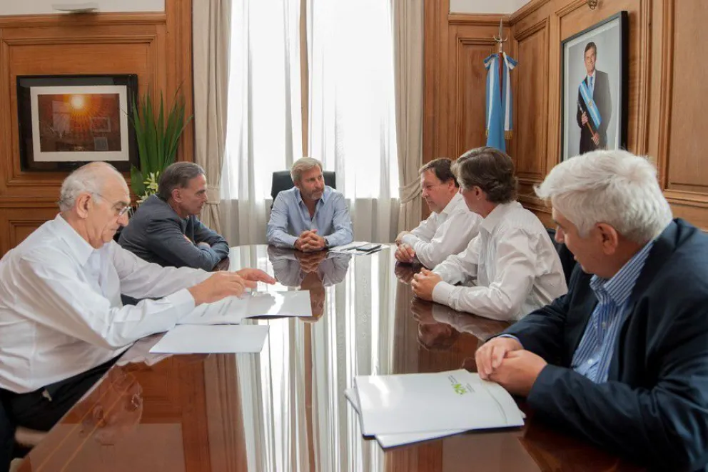 Río Negro y Nación acordaron un plan de refinanciación de la deuda provincial de corto plazo
