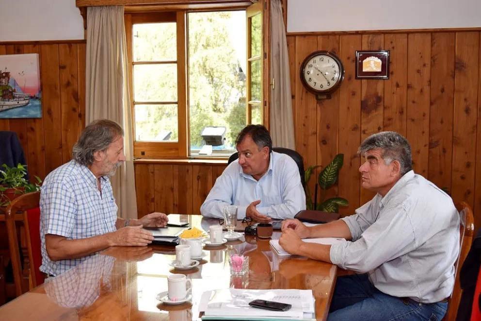 Ultiman detalles para el traspaso de construcción de viviendas al IPPV