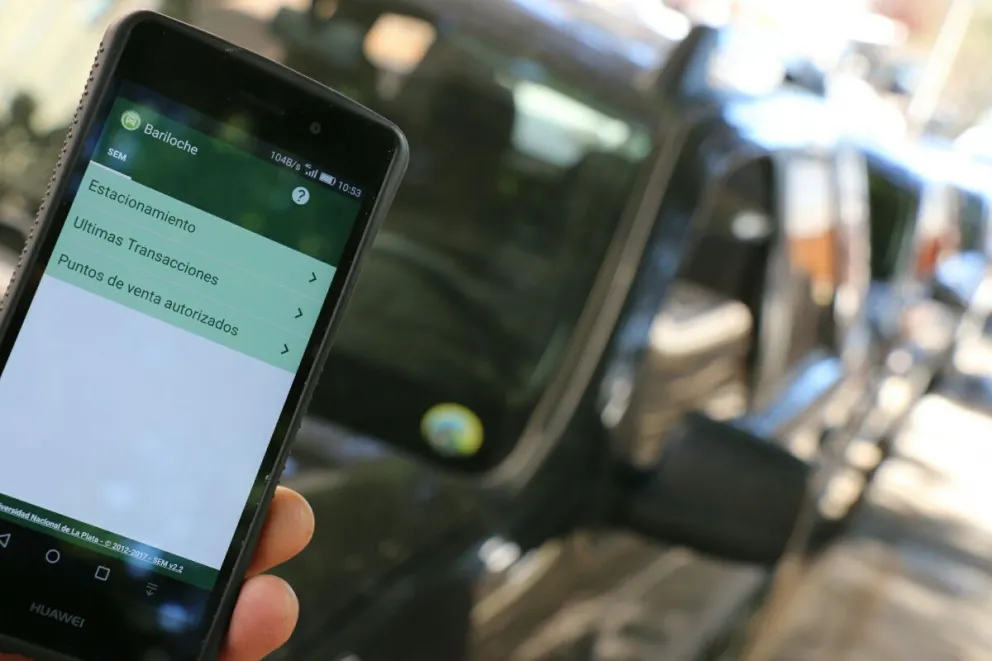 El estacionamiento medido se podrá pagar con tarjeta