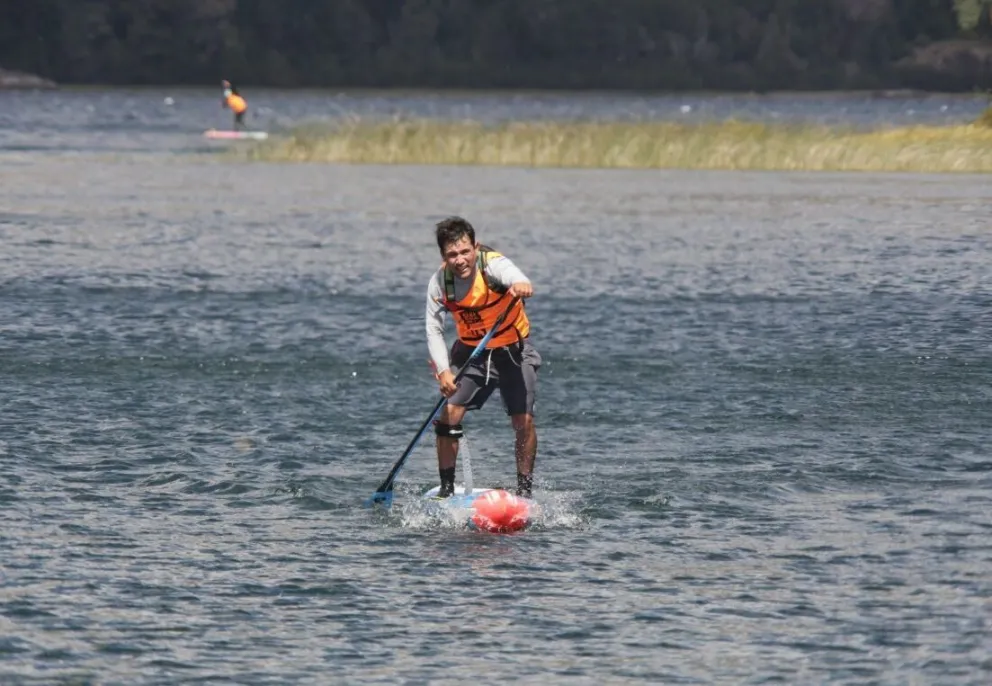 Los barilochenses fueron más rápidos que todos en el stand up paddle