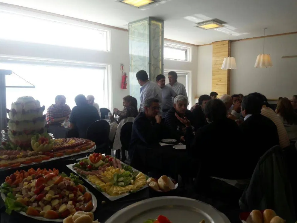 El encuentro se llevó adelante en el local del PRO en Dina Huapi. 