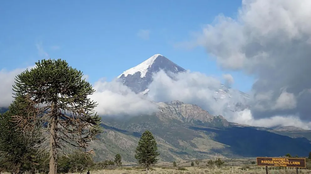 Declararon en alerta amarilla a tres volcanes de la región