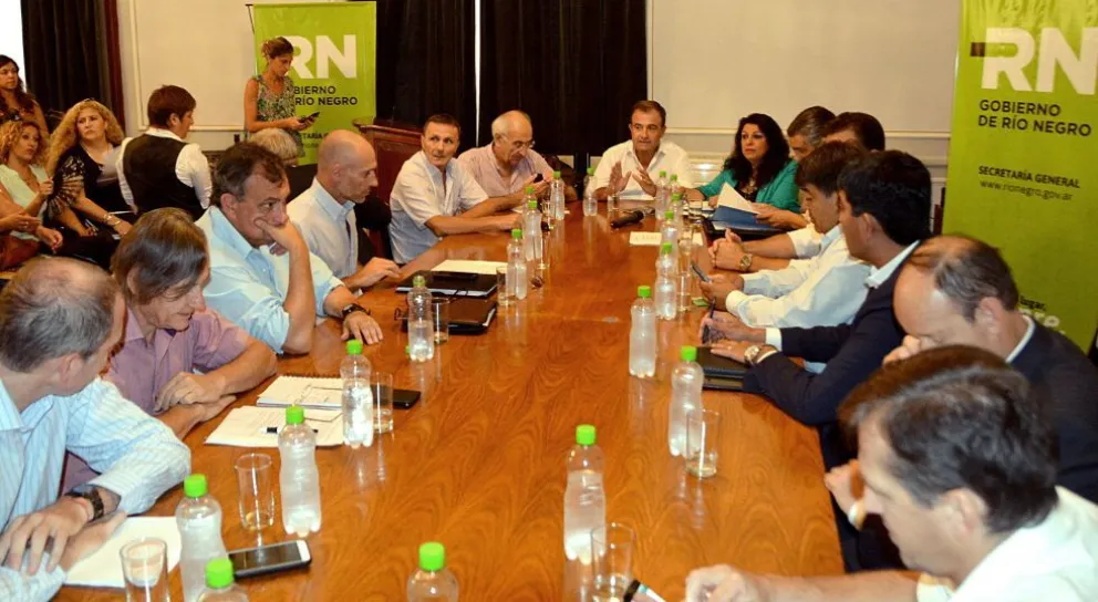 Debaten el Plan Castello con intendentes del oficialismo