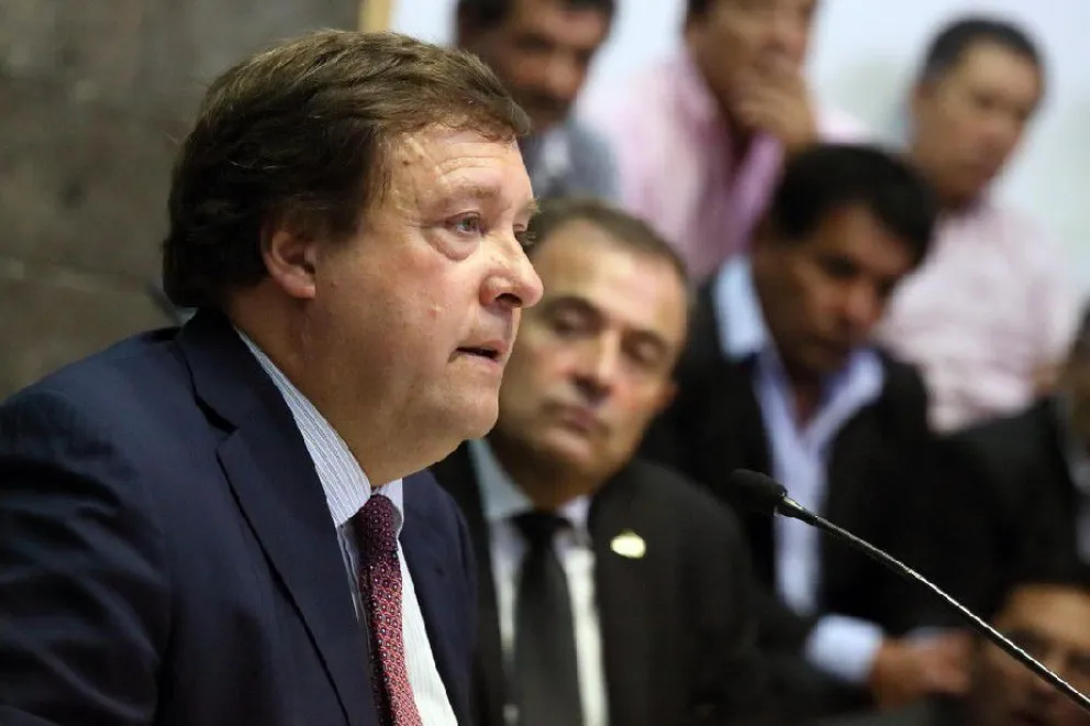 El gobernador  prometió obras y trabajo para Bariloche