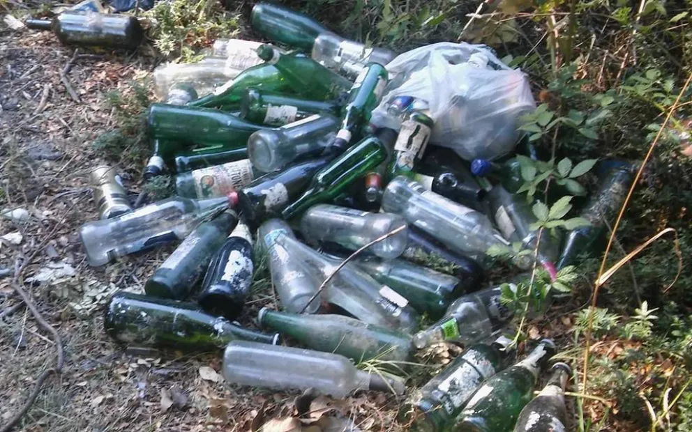  Las montañas de basura son parte del paisaje en Bariloche. 