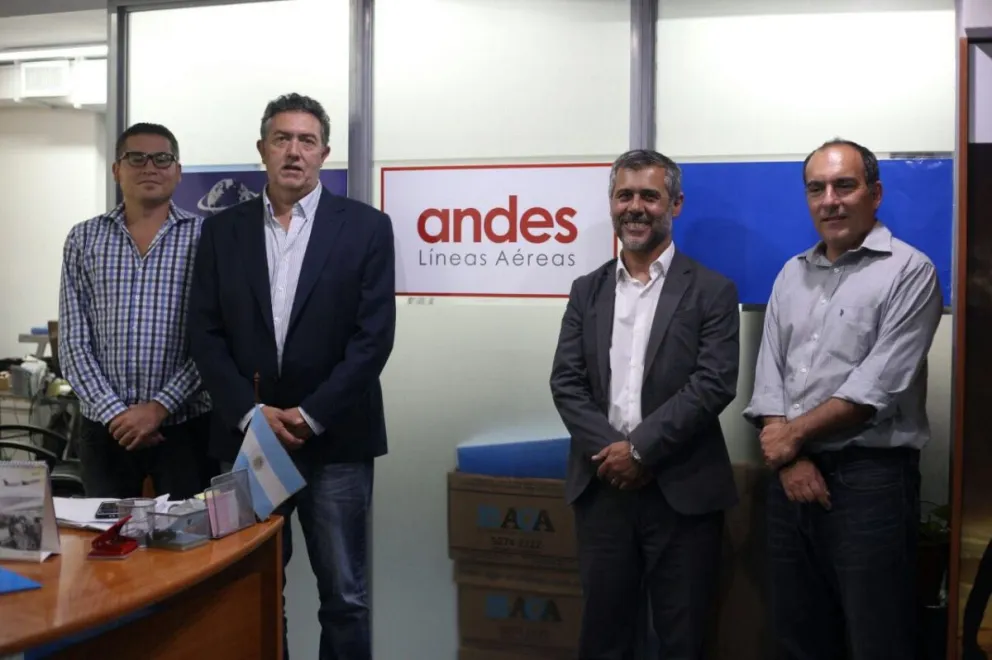 Funcionarios municipales mantuvieron una reunión con el titular de la empresa.