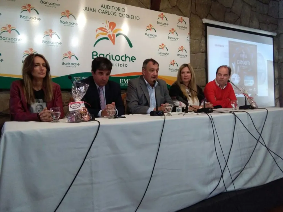 El intendente Gennuso participó de los anuncios.