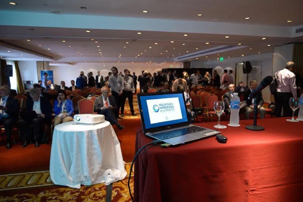 En encuentro se realizó con la participación de especialistas internacionales en el tema.