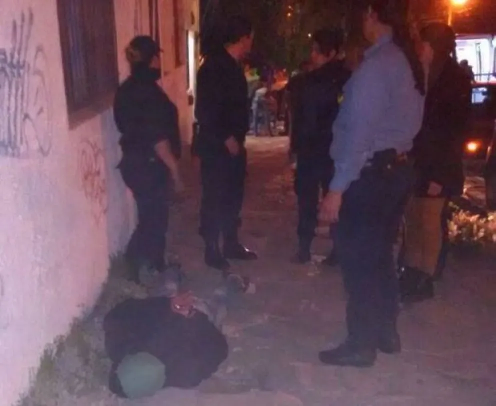 El delincuente fue detenido en Gallardo y Beschtedt.