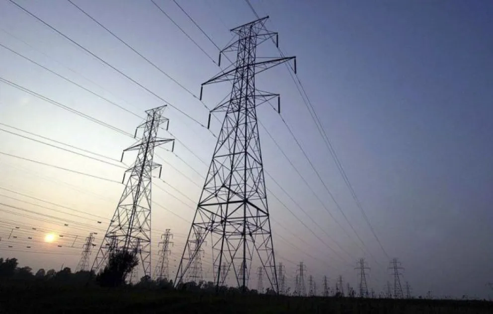 Piden disminuir el consumo de electricidad. 