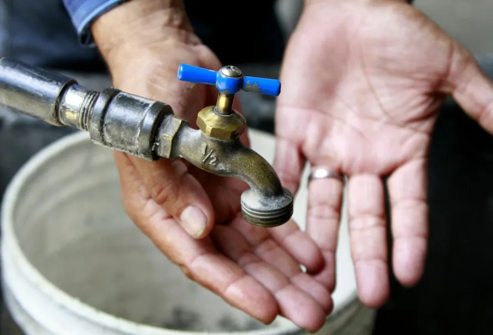 Continúa el conflicto con el agua. 