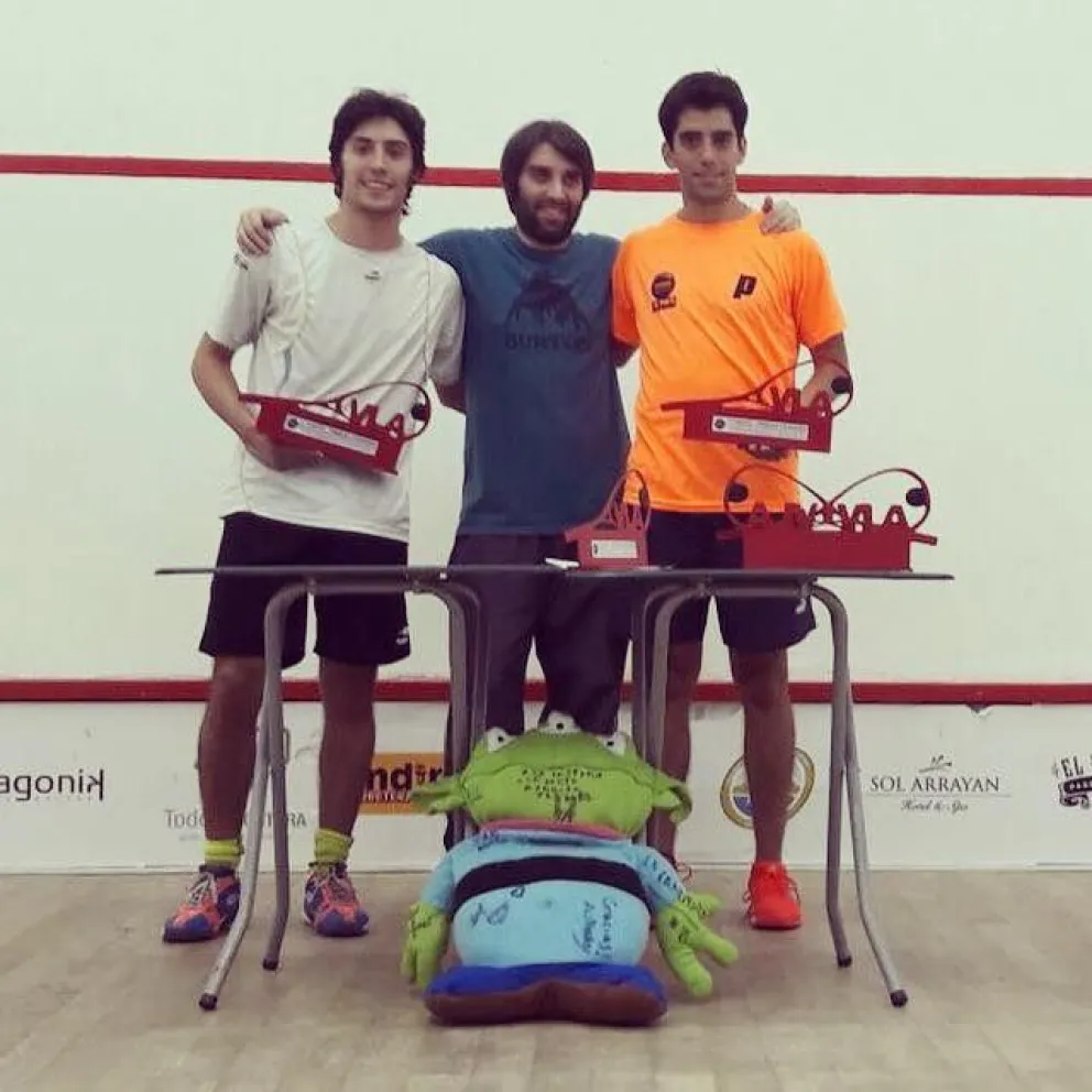 Un podio bien barilochense con los hermanos Lomaglio.