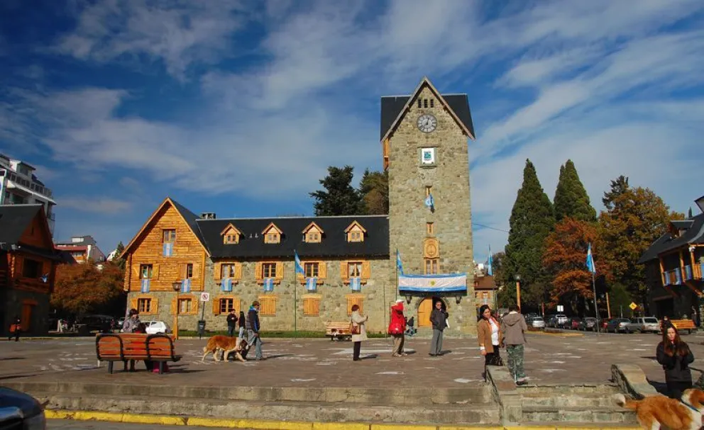Video: Provincia saluda a Bariloche por los 115 años