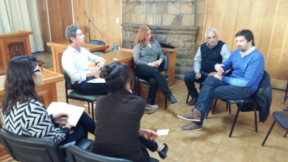 Los fiscales están trabajando en la recolección de pruebas.