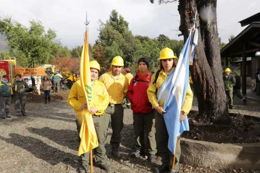 El 4 de mayo se conmemora el Día Internacional del Combatiente de Incendios Forestales, en coincidencia con la celebración de San Florián, patrono de los combatientes.