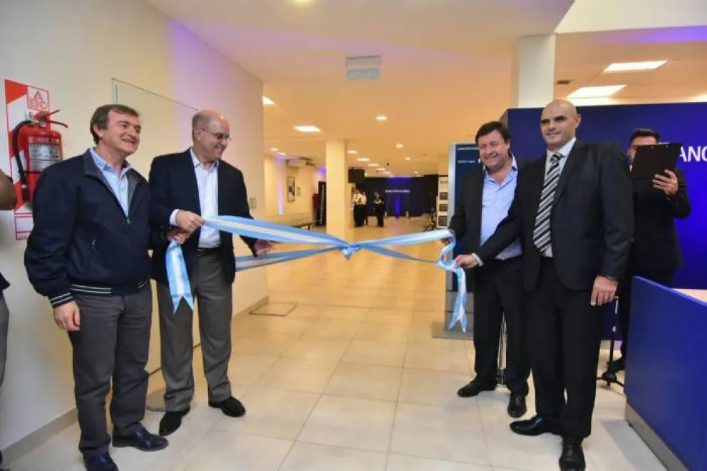 Se inauguraron dos nuevos centros de atención ubicados en Cipolletti y Villa Regina.
