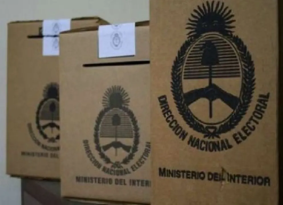 Está en marcha la distribución de más de 100 mil urnas en todo el país