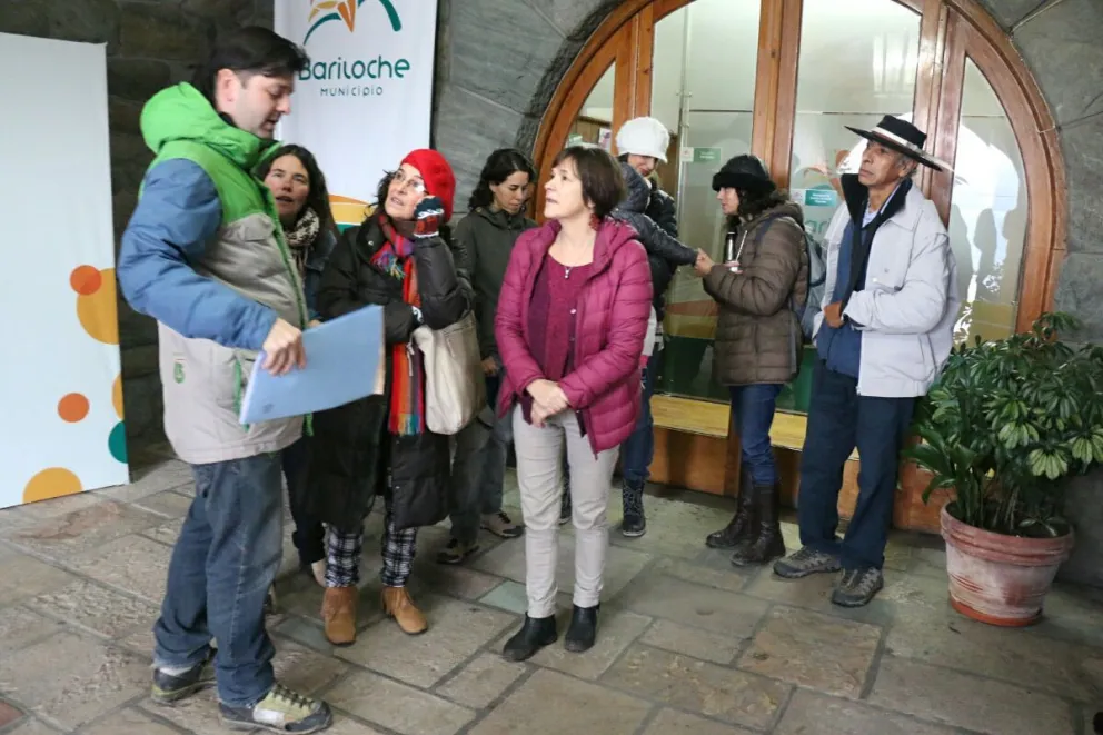 El grupo de personas presentó una nota en la municipalidad. 
