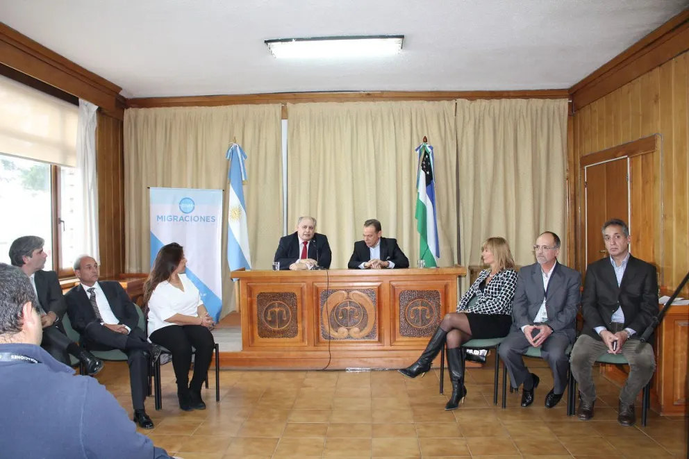 Jueces y fiscales de la ciudad participaron de un encuentro sobre leyes migratorias