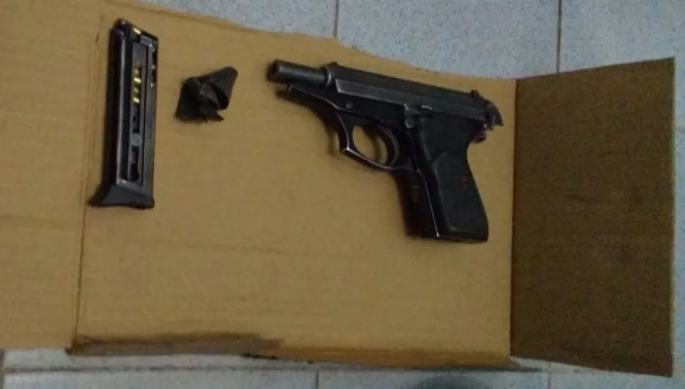 El arma secuestrada. 