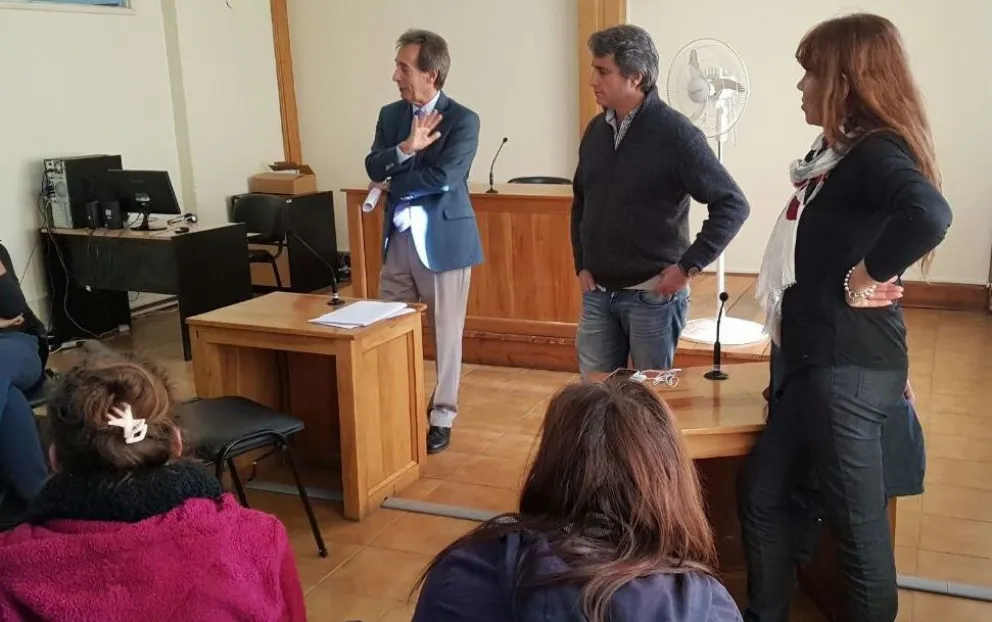 Presentan un amparo por “la caótica situación edilicia” de los colegios